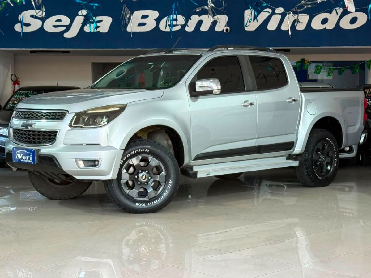 Chevrolet S10 LTZ 2.4 Cabine Dupla 2014